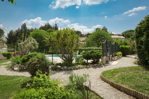Bed & Breakfast La Garrigue Des Orjouliers