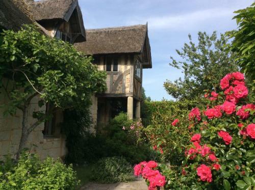 Grande Maison D'artistes Avec Piscine