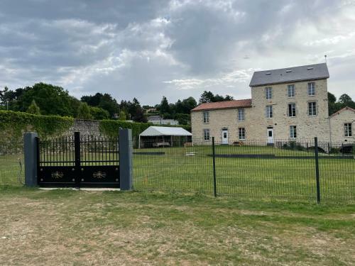 Apartamento Vintage A 10 Mn Du Puy Dufou