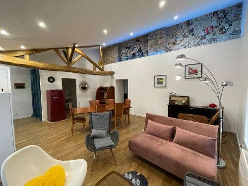 Apartamento Vintage A 10 Mn Du Puy Dufou