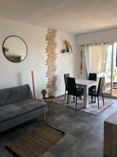 Apartamento Superbe T2 Traversant *parking & Piscine*