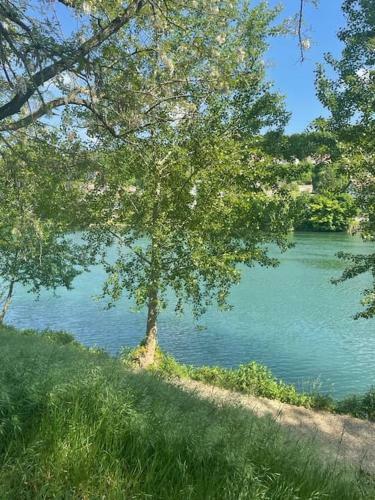Apartamento Calme, Emplacement Parfait, 15 Min Paris