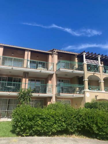 Apartamento Studio Cabine Village Cap Esterel Avec Wifi