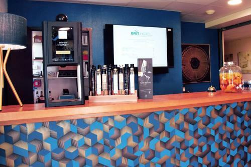 Hotel Brit H�tel Confort - La Tour Blanche