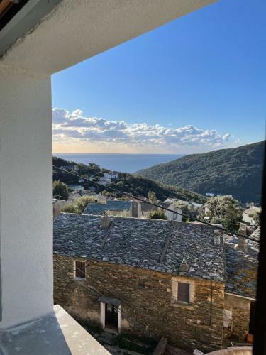 La Villa Du Pressoir - Authentique Et Spacieuse.
