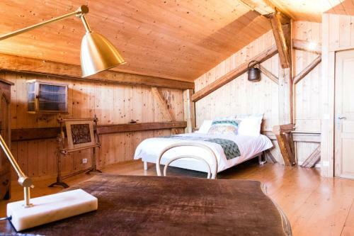 Chalet Familial Authentique Avec Jardin/chemin�e
