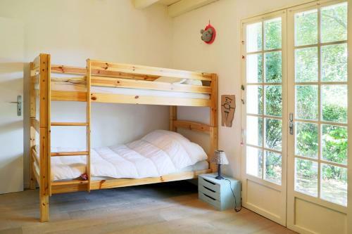 Single-storey House With Terrace - Ideal Holidays