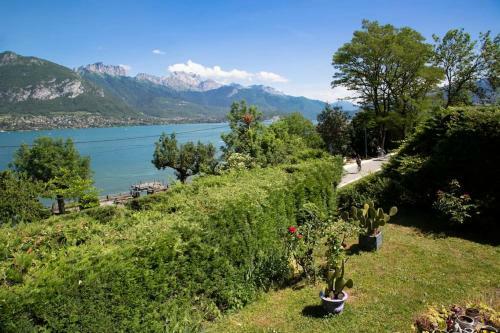 Villa Maison � 30 M�tres Du Lac Et Piste Cyclable