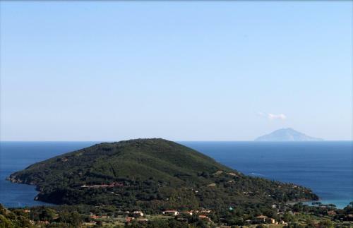 Apartamento Lacona Mare