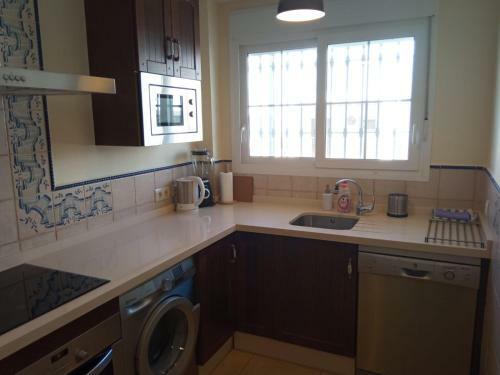 Casa Moderna - Pool, Patio, Free Wifi, Air Condition