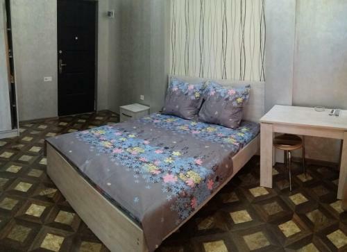 Lado Apartments
