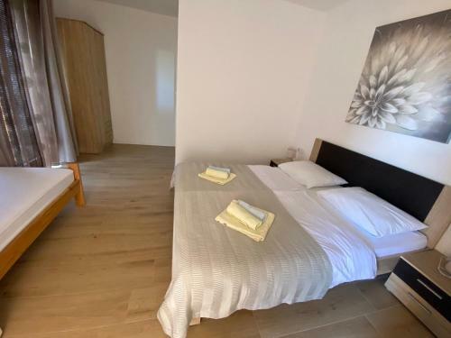 Hostal Apartments Iva