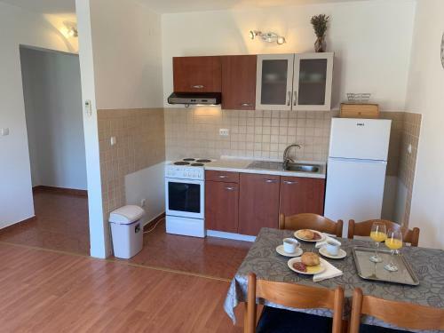 Hostal Apartments Iva