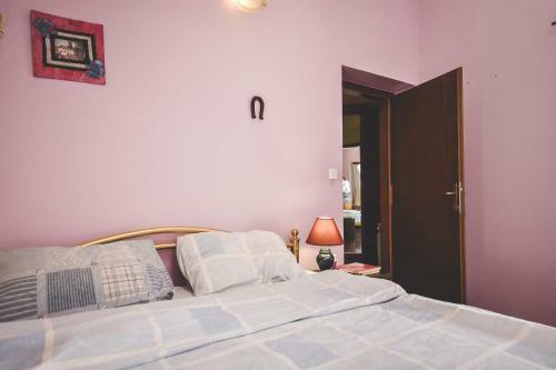 Apartment And Room Tacy