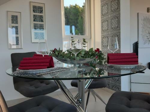 Apartment Anny On Two Floors With Sea View