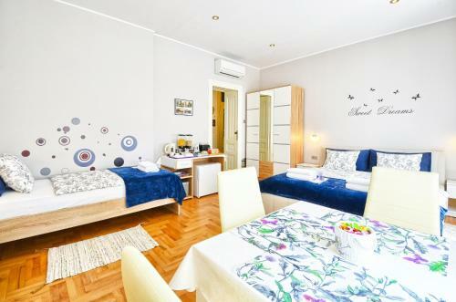 Hostal Lavender - City Room With Free Parking