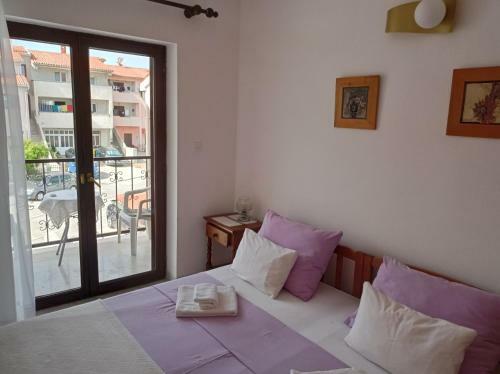 "sunny" - Studio Apartment