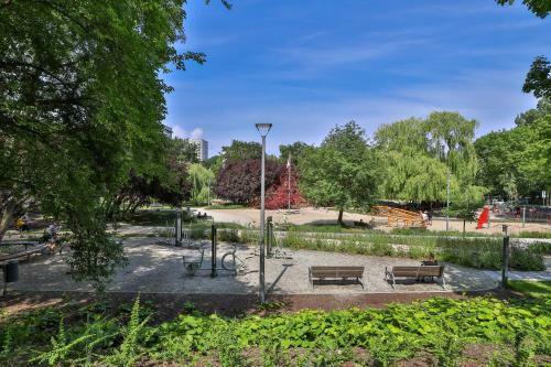 Central Park Apartment Gdynia By Renters