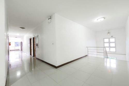 Hotel Oyo 75351 Na Jinthanakan