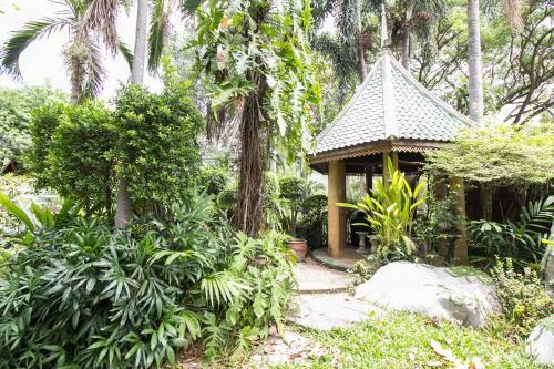 Hotel Oyo 987 Piyapruk Resort