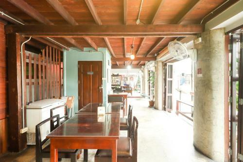 Hotel Oyo 369 Micasa Guesthouse