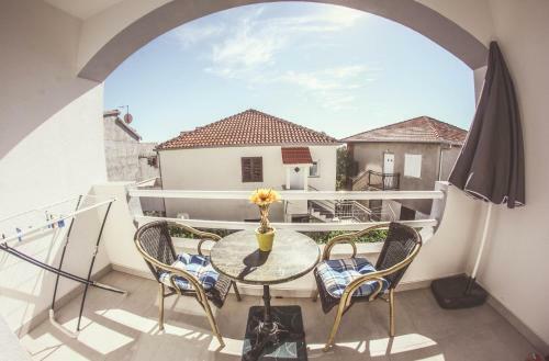 Apartmani Bartoli?