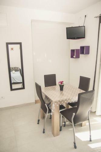 Apartmani Bartoli?