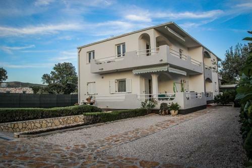 Apartmani Bartoli?