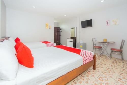 Hotel Oyo 650 At Night Pranburi