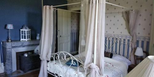 Bed & Breakfast Chambres D'h�tes-ch�teau Constant