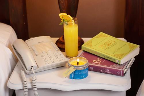Hylands Burren Hotel