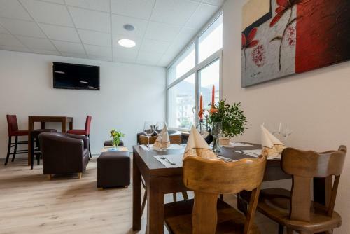 Hostal Hotel Du Pont
