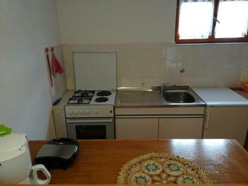 Studio Apartment Zana