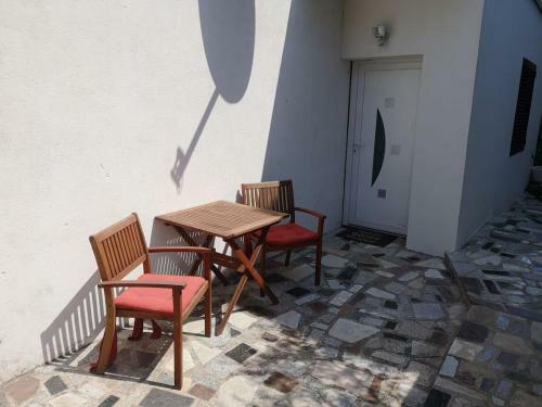 Studio Apartman Lana