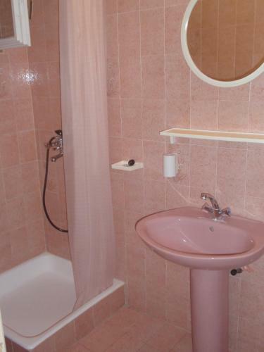 Hostal Bruna & Bartula