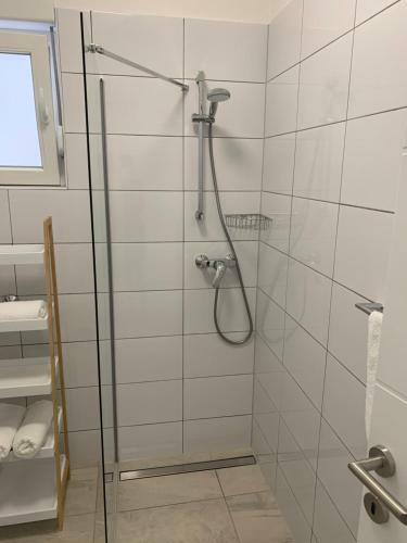 Hostal Elona Apartments