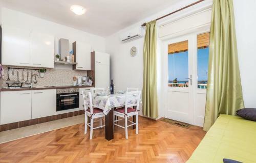 Hostal Apartmani Sandra Prpi?
