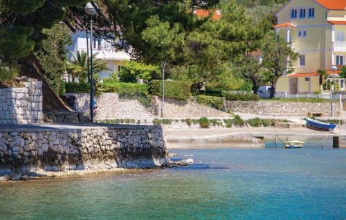 Hostal Apartmani Sandra Prpi?
