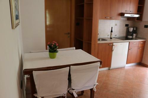 ?uti Apartman
