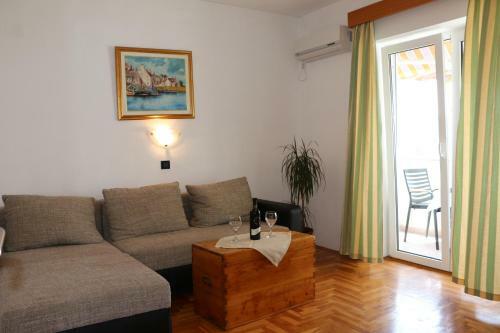 ?uti Apartman