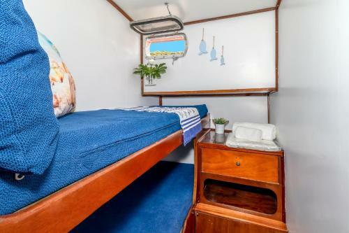 Marta Boat B&B