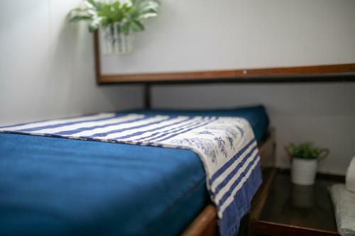 Marta Boat B&B