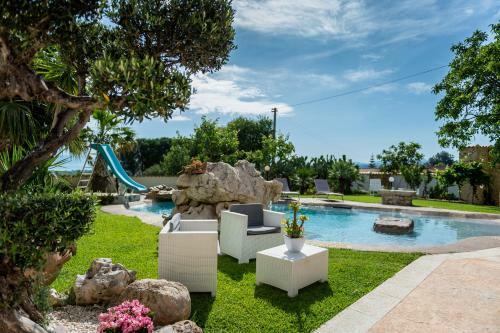 Villa Con Piscina Annarita Milazzo