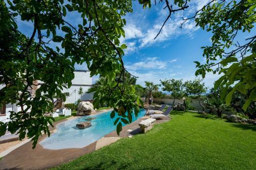 Villa Con Piscina Annarita Milazzo