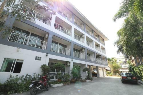 Hotel Oyo 75389 Pandora House