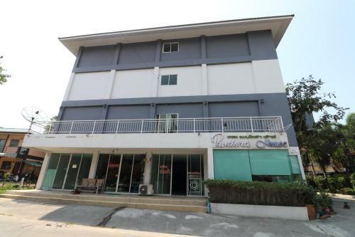 Hotel Oyo 75389 Pandora House
