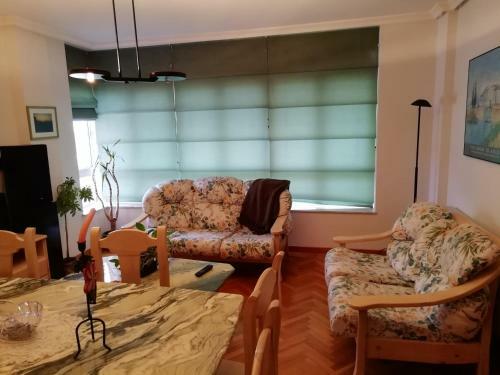Apartamento Duplex �lvaro Cunqueiro, 1.3c1