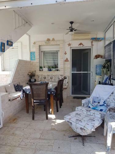 Apartamento Elina's Cozy House Sw. Pool