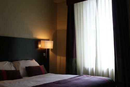 Hearns Hotel