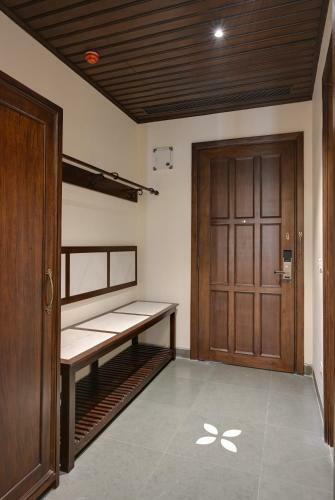 Brahma Niwas - Best Lake View Hotel In Udaipur